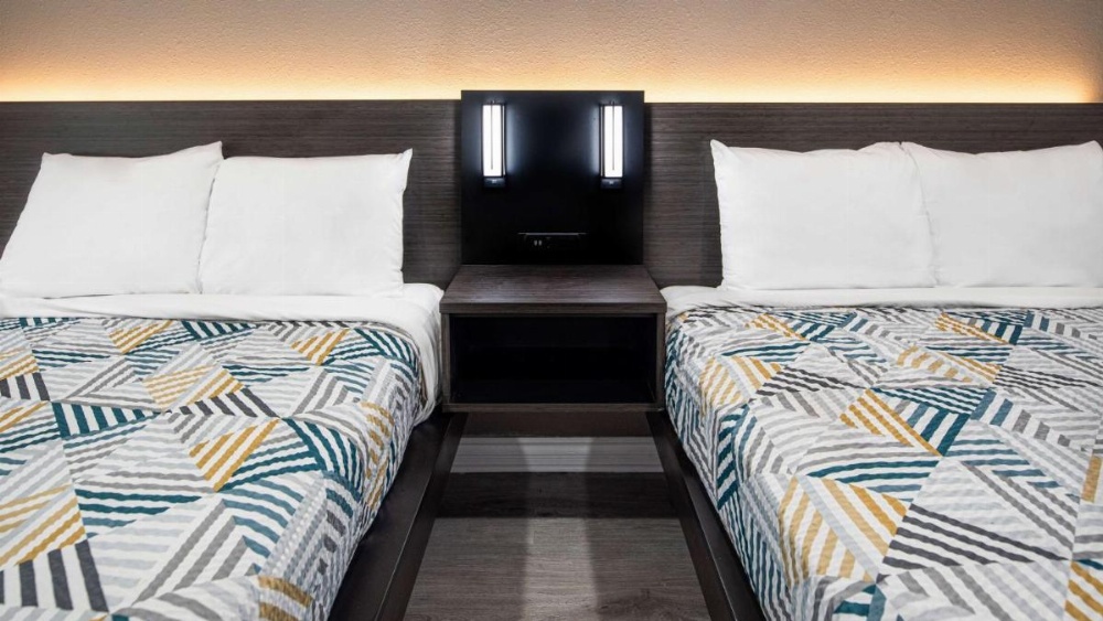 Room image 2