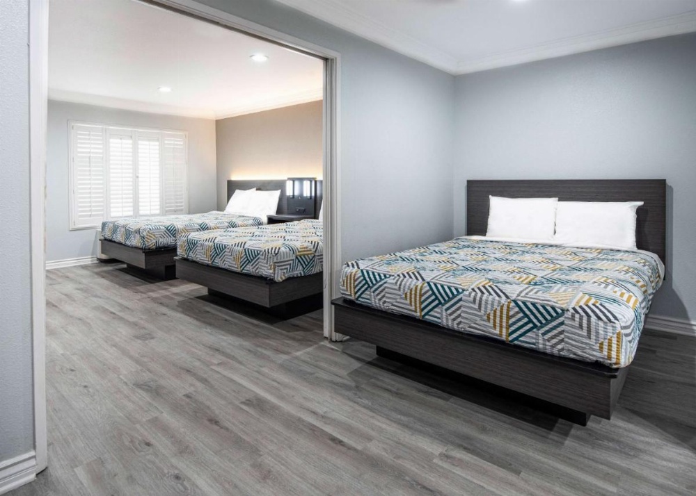 Room image 2